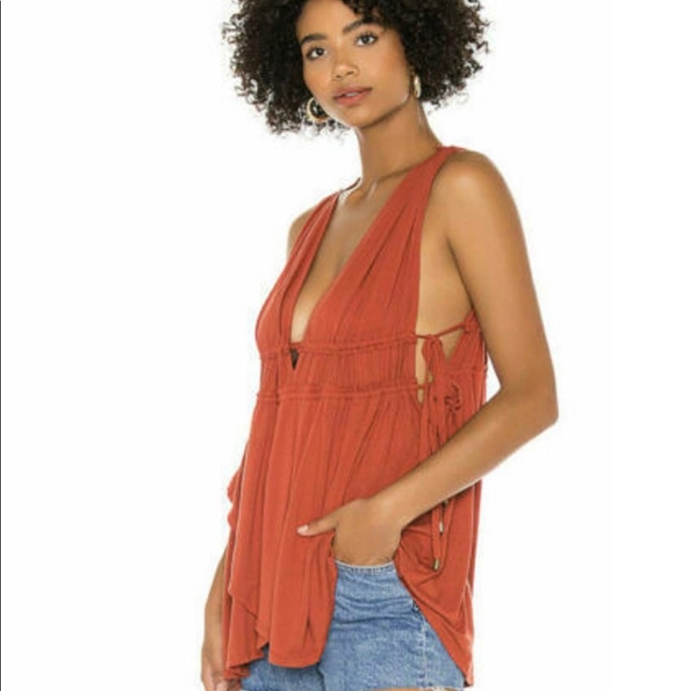 Free People love moon top